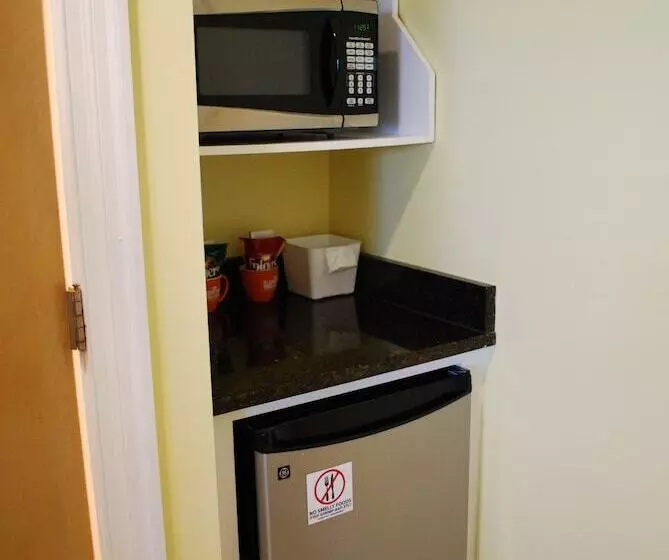 Island Inn Of Atlantic Beach