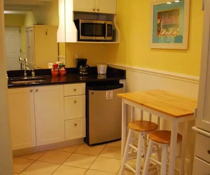 Island Inn Of Atlantic Beach