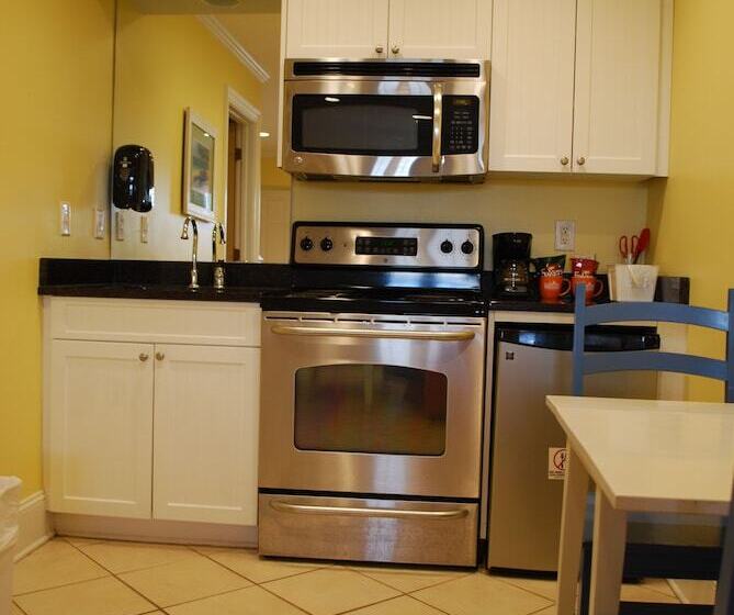 Island Inn Of Atlantic Beach