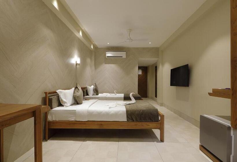 בית מלון כפרי Artilla Inn