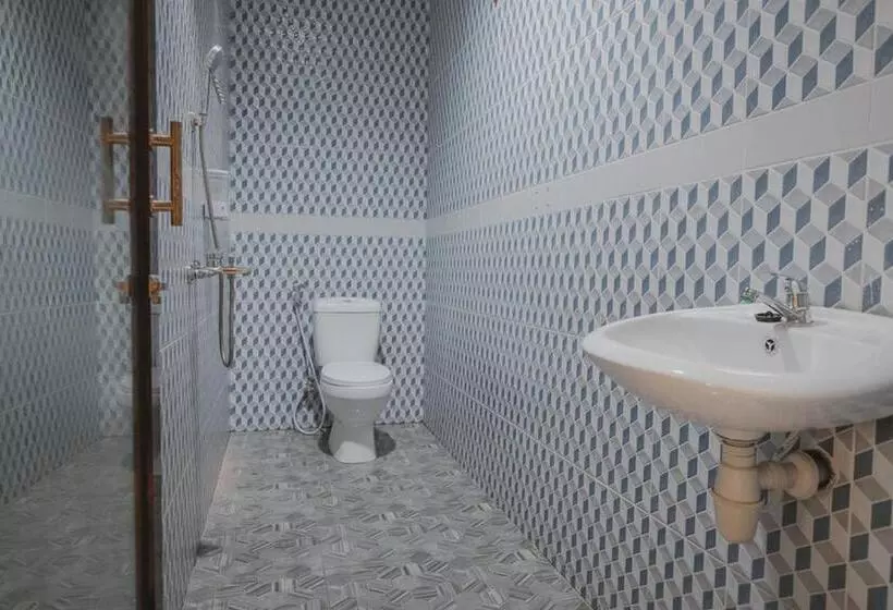 ペンション Reddoorz Plus Near Istana Maimun Medan