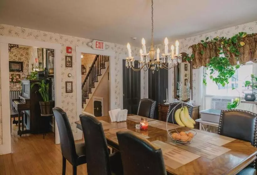 Aamiaismajoitus (B&B) The Greenfield Inn