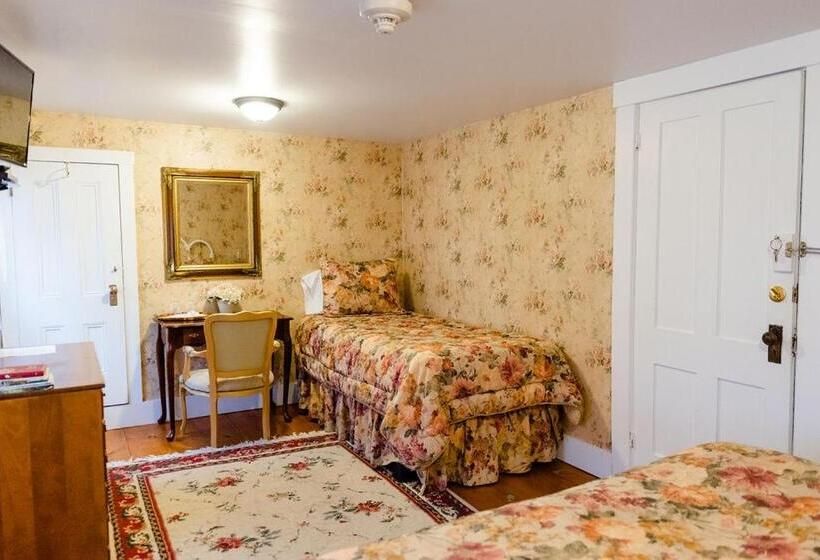 민박 The Greenfield Inn