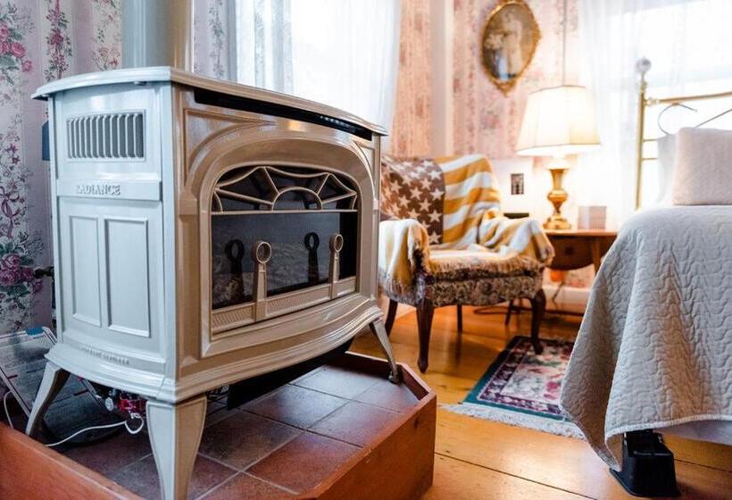 민박 The Greenfield Inn