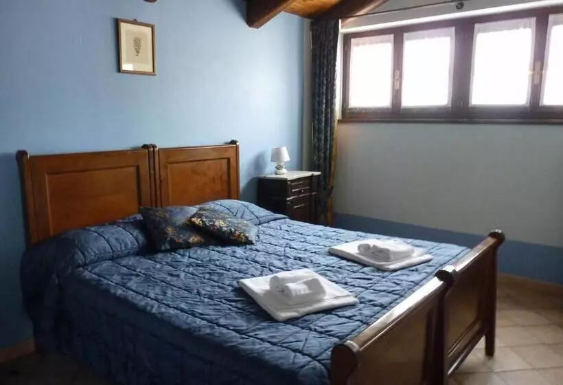 ホテル Agriturismo Viticcio