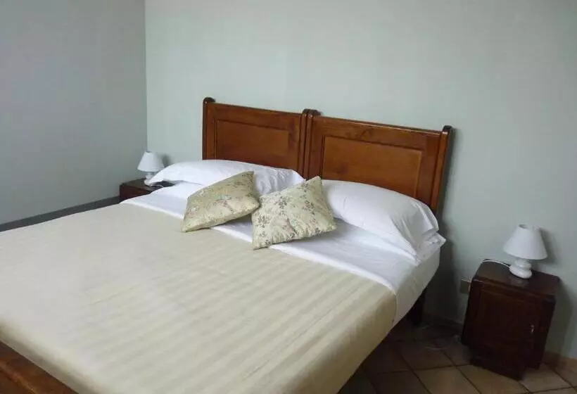 ホテル Agriturismo Viticcio