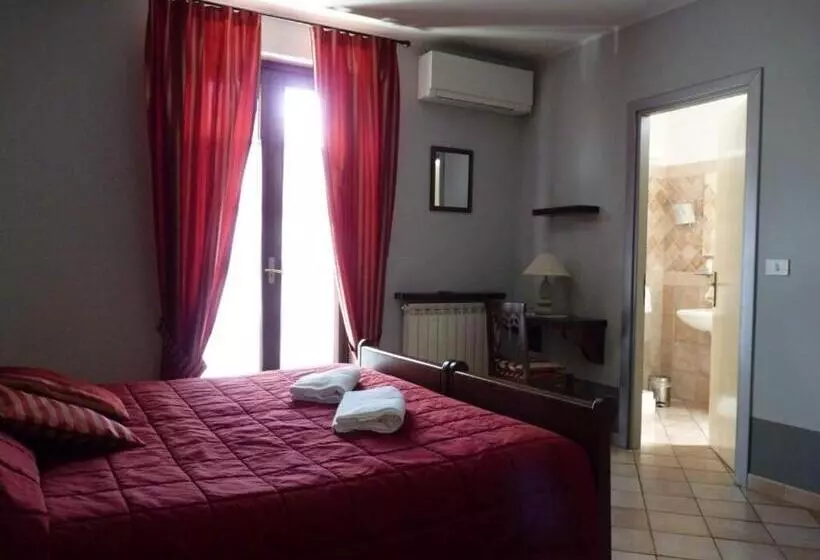 ホテル Agriturismo Viticcio