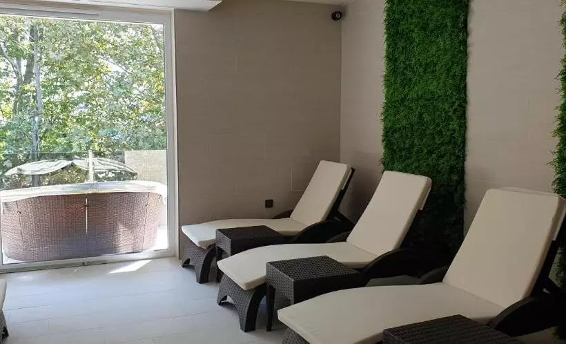 ホテル Baobab Suites