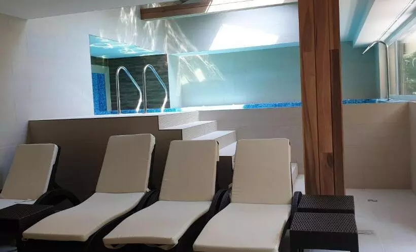 ホテル Baobab Suites