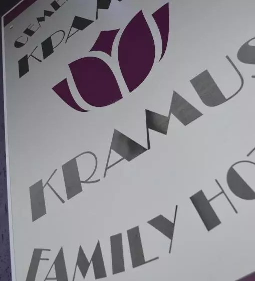 ホテル Kramus