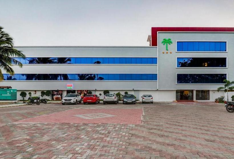 Отель Treebo Trend Palmyra Grand Suites