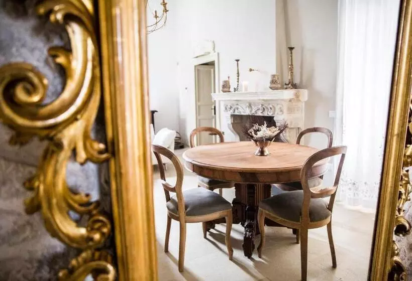 Aamiaismajoitus (B&B) Dimora Di Catullo   Ospitalità Di Charme