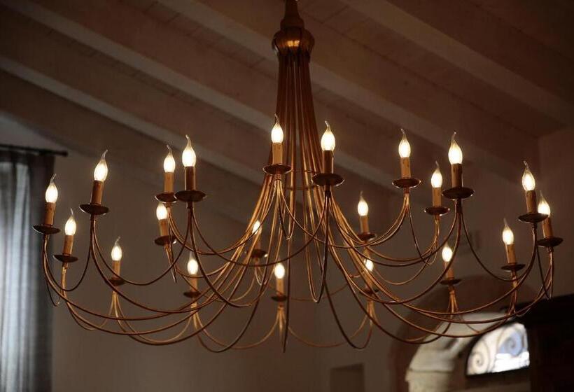 مبيت وإفطار Dimora Di Catullo   Ospitalità Di Charme