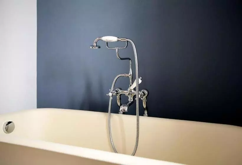 Aamiaismajoitus (B&B) Dimora Di Catullo   Ospitalità Di Charme