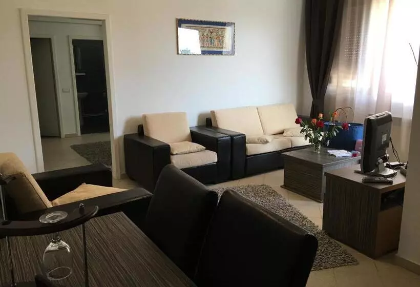 Club Residence Apartments