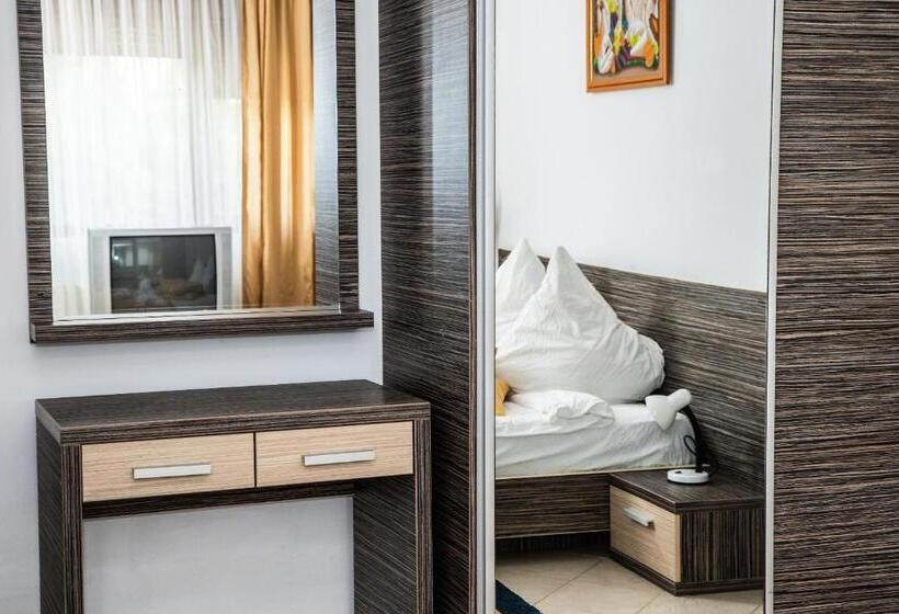 Club Residence Apartments