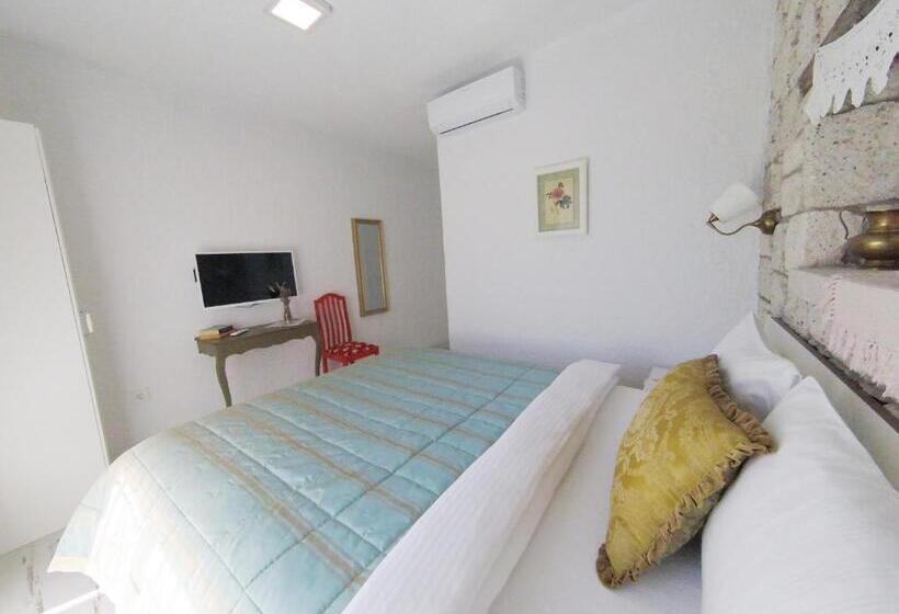 Morisi Konak Butik Otel