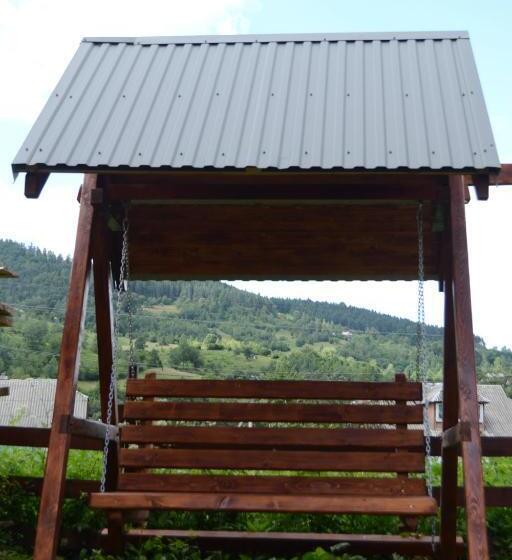 פנסיון Faina House