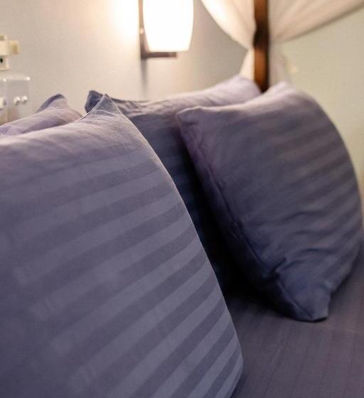 פנסיון Forcus Cabanas