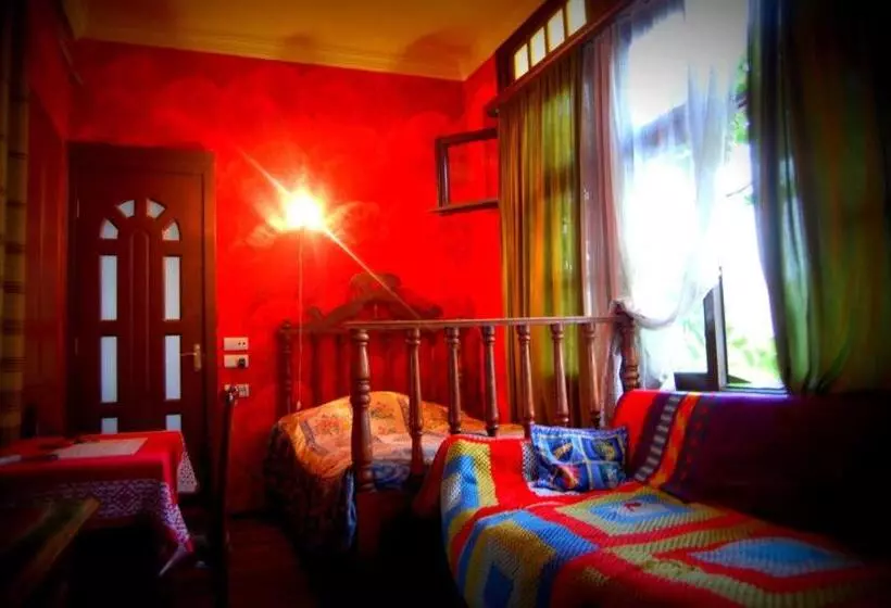 پانسیون Guest House Irina Tbilisi