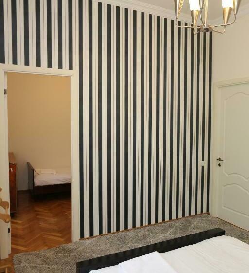 پانسیون Guest House Pirosmani 60