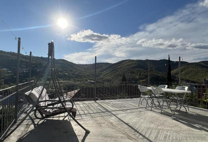 پانسیون Guest House Pirosmani 60