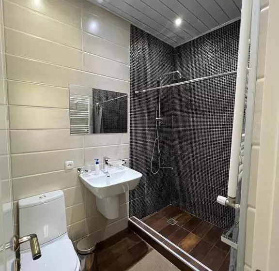 پانسیون Guest House Pirosmani 60