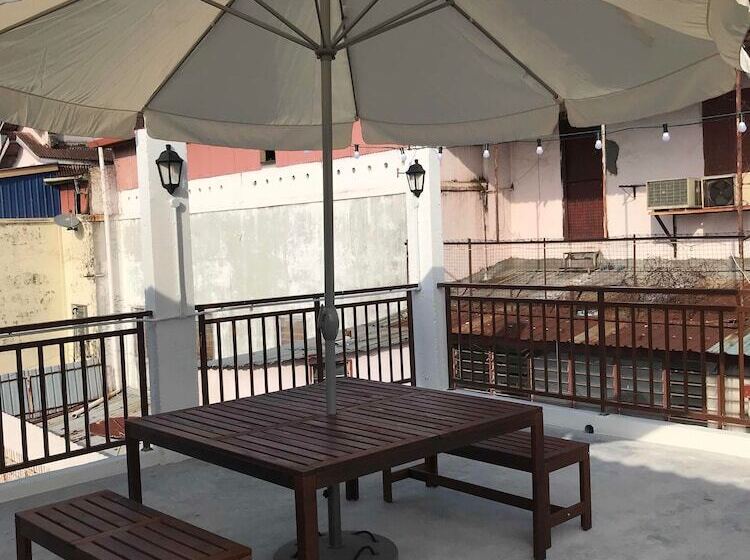 Pensió Rainbow Guesthouse