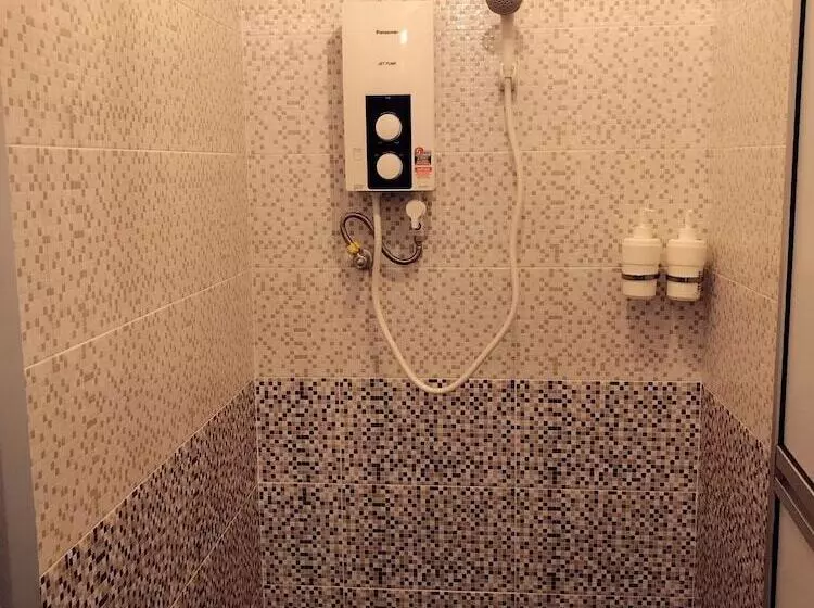 پانسیون Rainbow Guesthouse