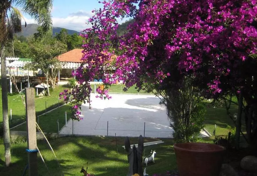 ペンション Sítio Corta Vento