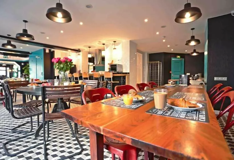 ユースホステル Arty Paris Porte De Versailles By River