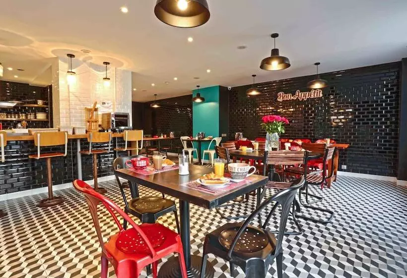 ユースホステル Arty Paris Porte De Versailles By River