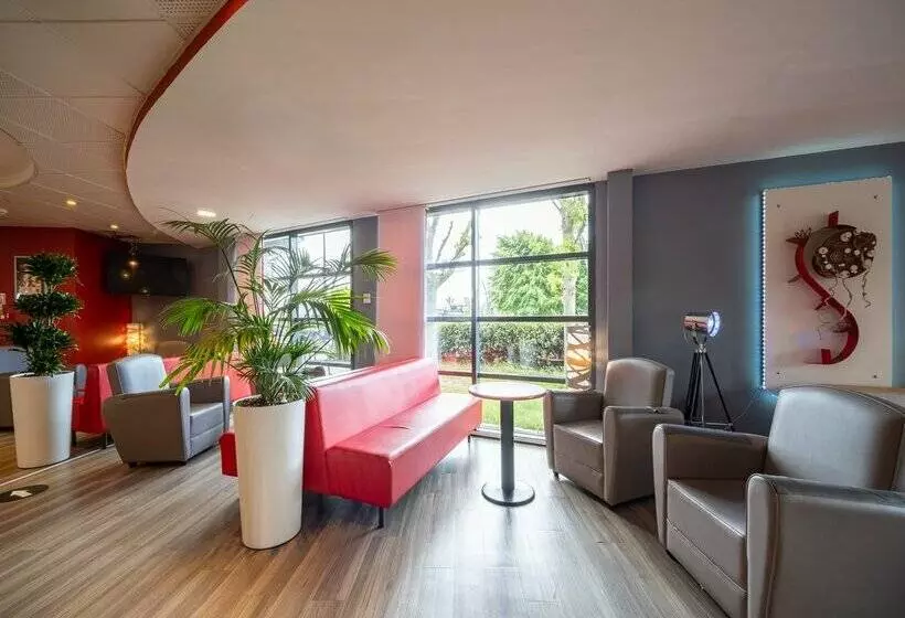 B&B Hotel Calais Terminal Cité de l'Europe 3 étoiles