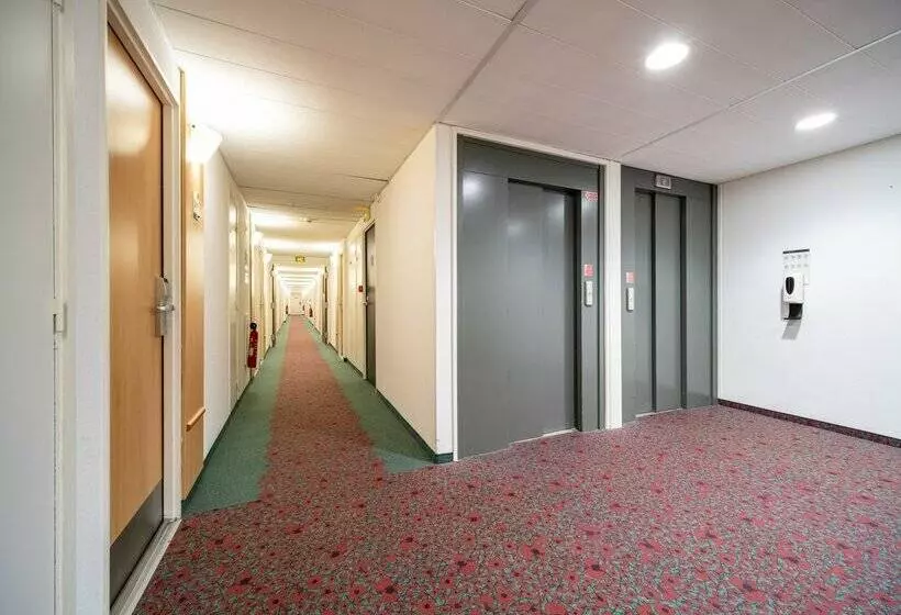 B&B Hotel Calais Terminal Cité de l'Europe 3 étoiles