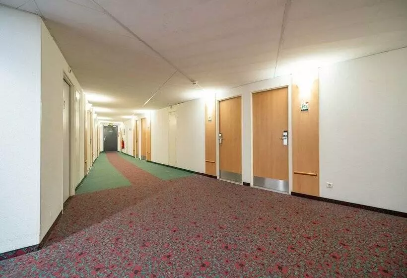 B&B Hotel Calais Terminal Cité de l'Europe 3 étoiles