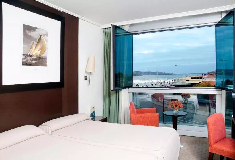 هتل Abba Playa Gijon