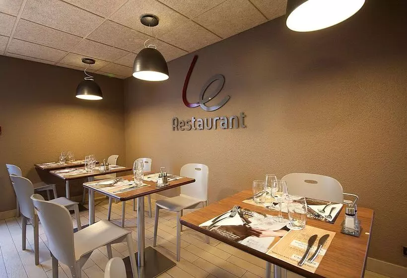 호텔 Campanile Clermont Ferrand ~ Aubière