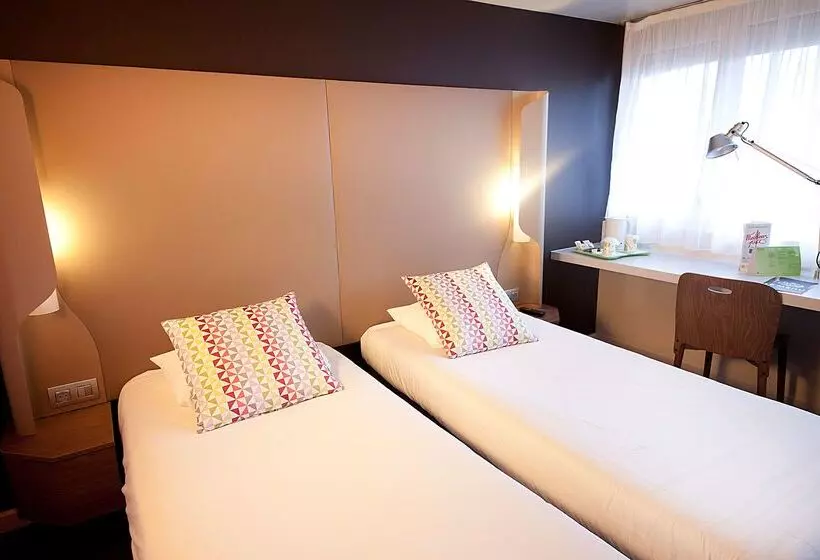 호텔 Campanile Clermont Ferrand ~ Aubière