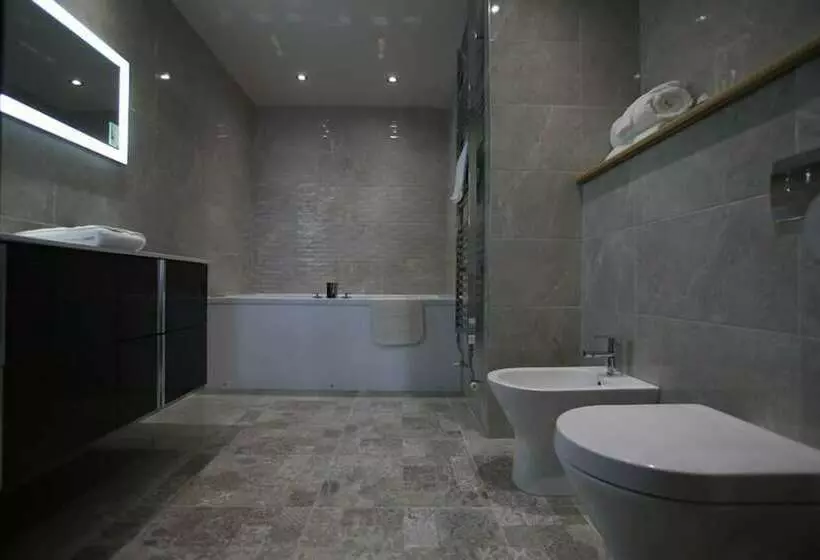 בית מלון כפרי Belfast Loughshore