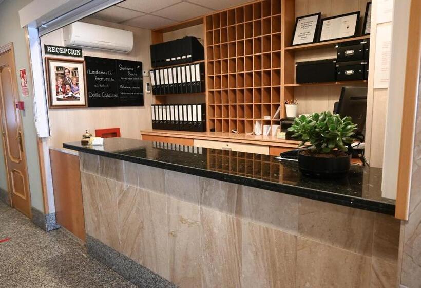 هتل Doña Catalina