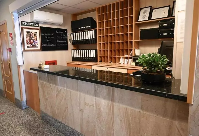 호텔 Doña Catalina