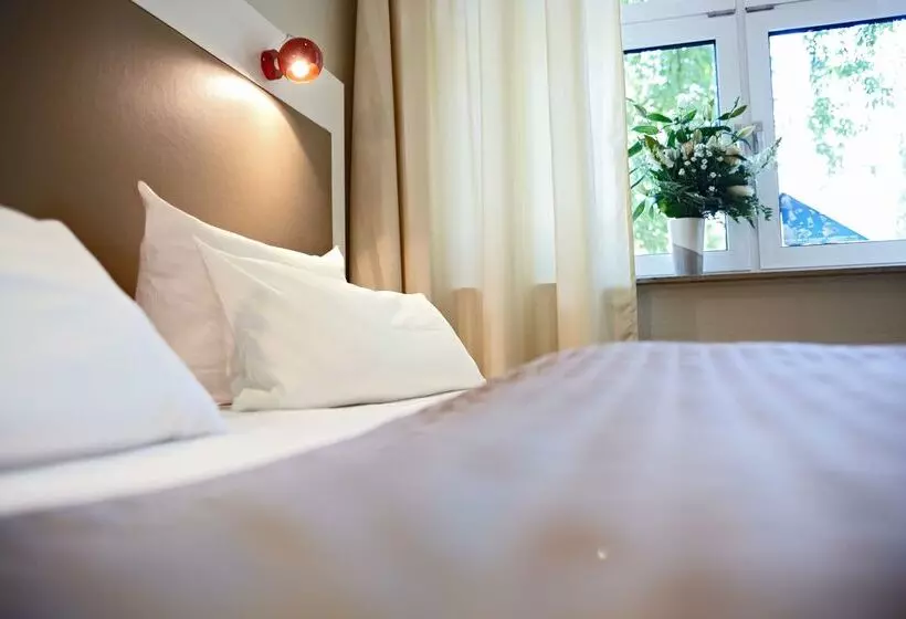 酒店 Domicil Hamburg By Golden Tulip