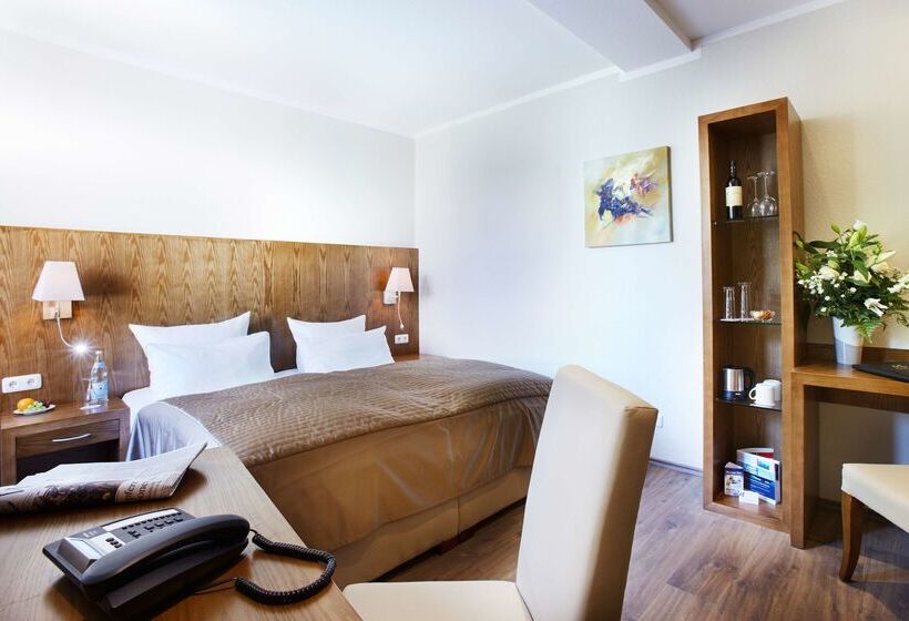 ホテル Domicil Hamburg By Golden Tulip