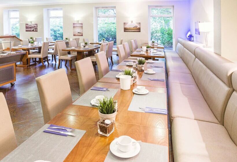 ホテル Domicil Hamburg By Golden Tulip