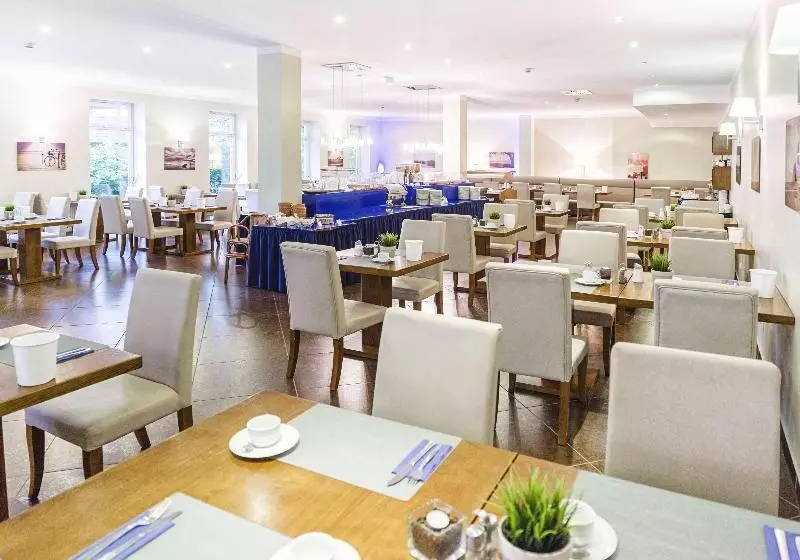 酒店 Domicil Hamburg By Golden Tulip