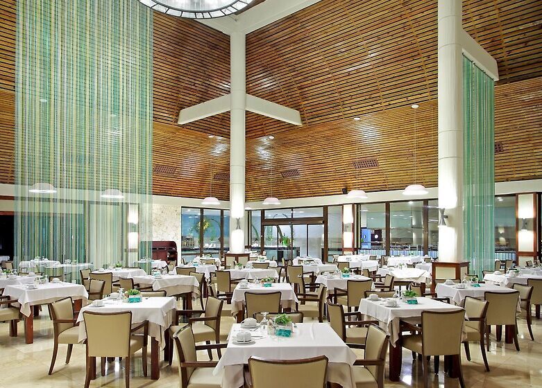 Grand Palladium Palace Resort Spa & Casino - All Inclusive