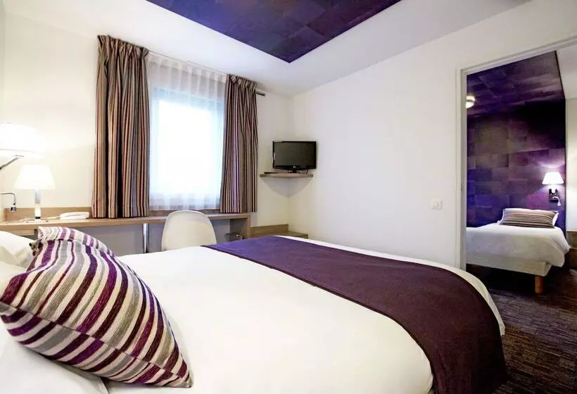 ホテル Kyriad Valence Nord Bourg Les Valence