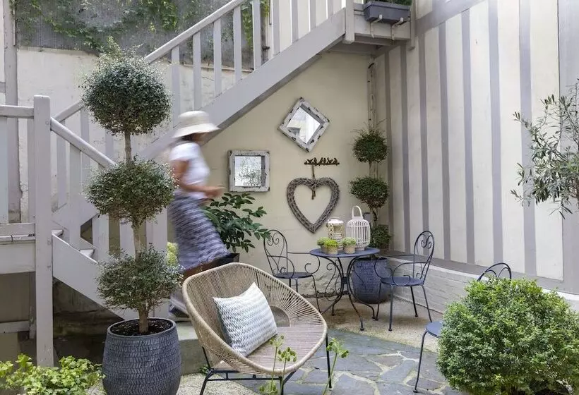 ホテル Le Fer A Cheval