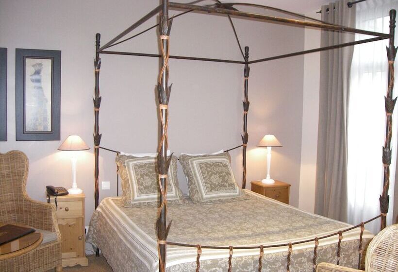 هتل Le Fer A Cheval