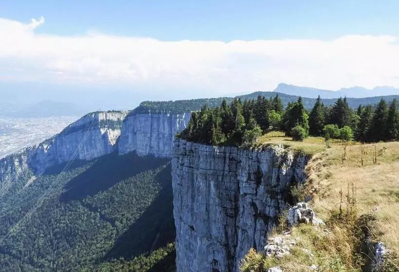 호텔 Logis Le Vernay